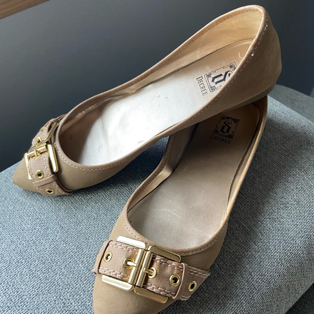 Decree Taupe flats, size 8
